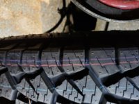 Strut-tire gap.jpg